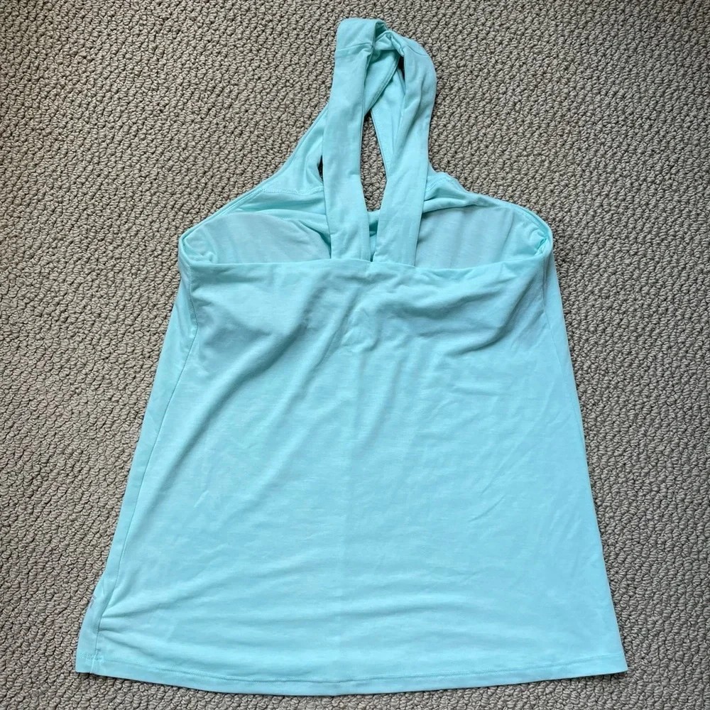 GapFit Breathe Tank - Picture 2 of 6